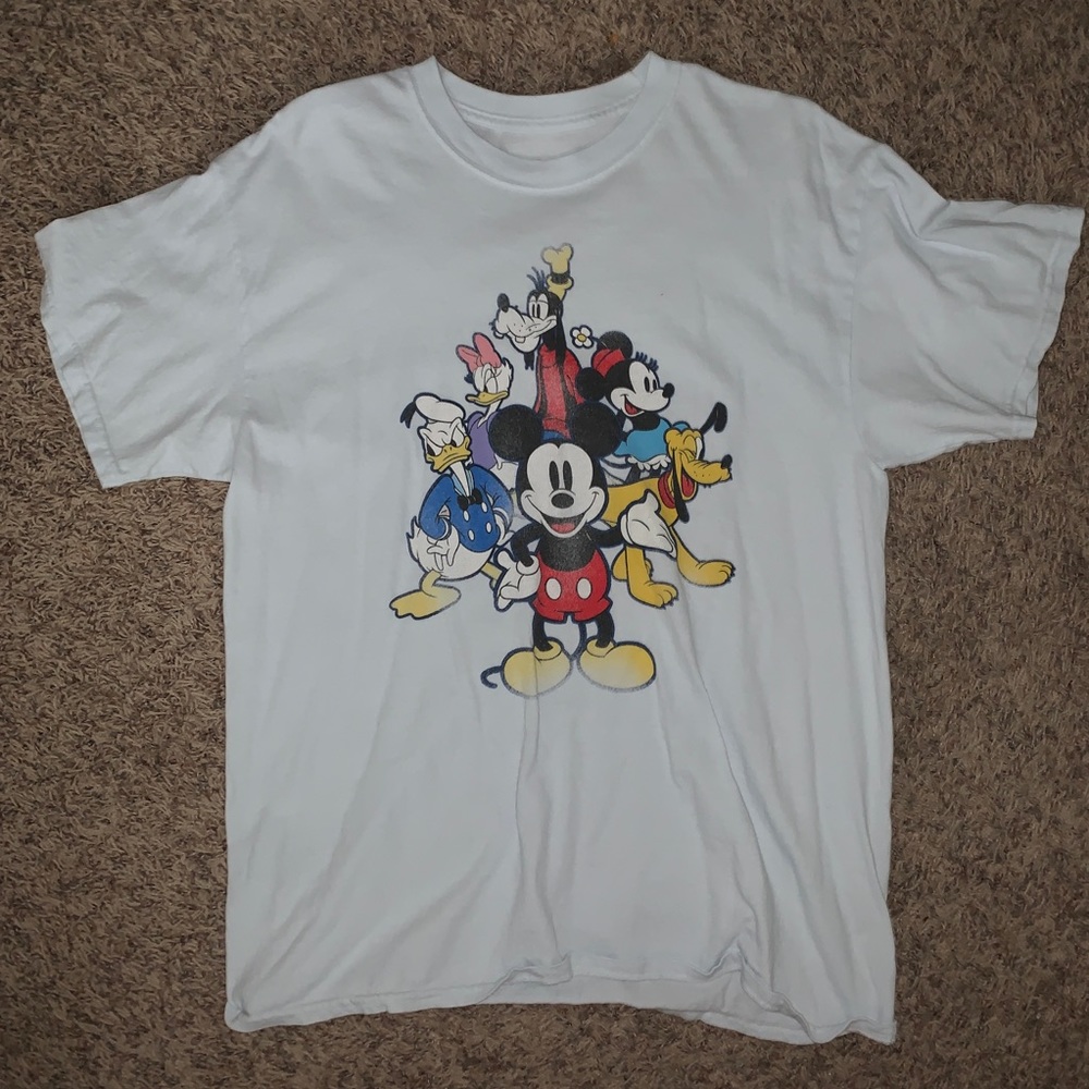 “mickey & friends” tee